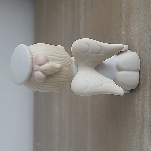 Vintage Precious Moments Figurine 1980 Isn't He Wonderfull? E-5640 - Picture 6 of 8